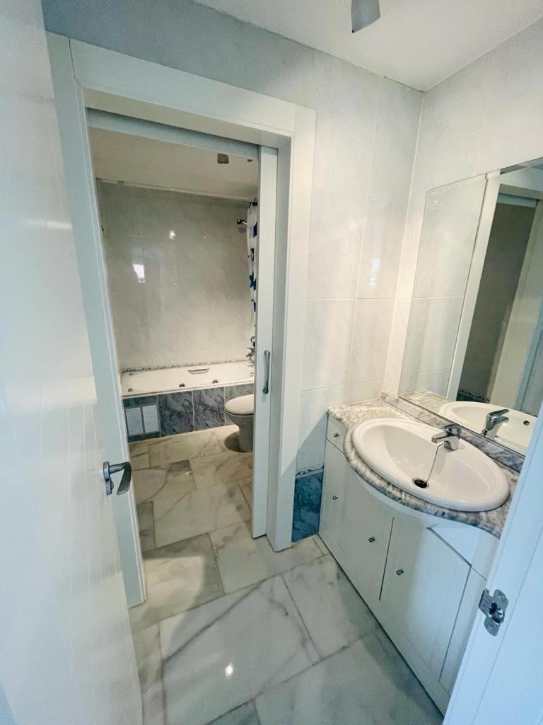 Bonito Apartamento De La Playa Villajoyosa Esterno foto